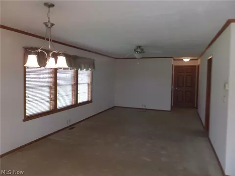330 Gemini Dr, Dover, OH 44622 photo 5