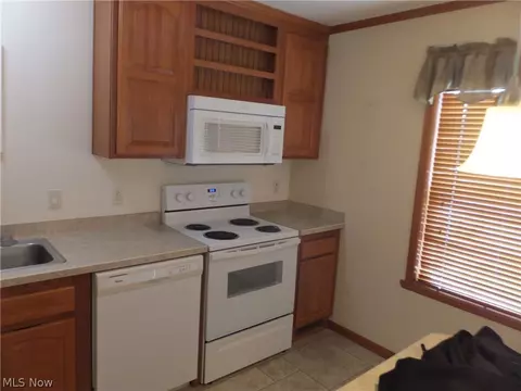 330 Gemini Dr, Dover, OH 44622 photo 13