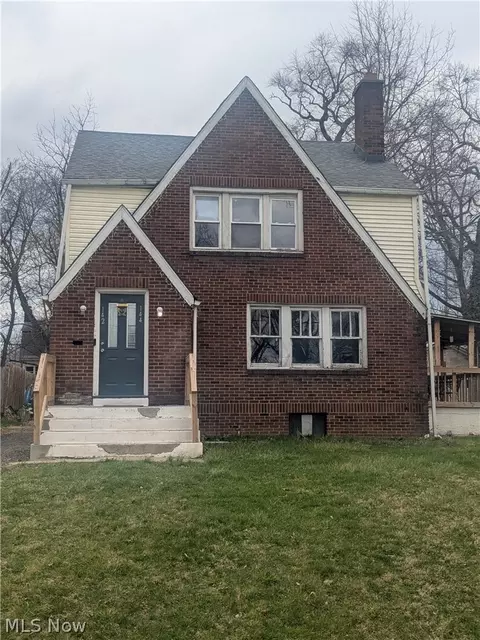 142 W Philadelphia Ave, Youngstown, OH 44507