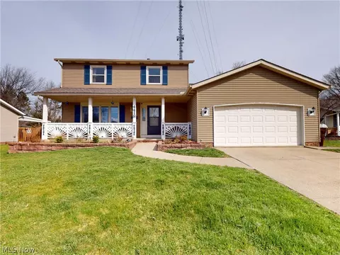 4418 Stary Dr, Parma, OH 44134