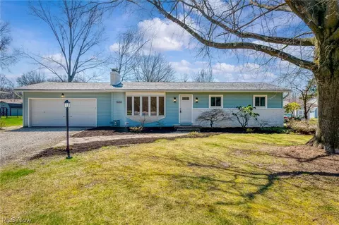 3520 Shellhart Rd, Norton, OH 44203