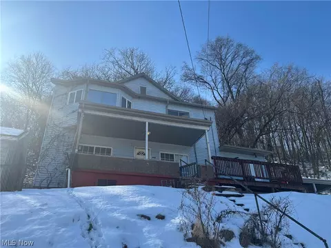 609 Whitely St, Bridgeport, OH 43912