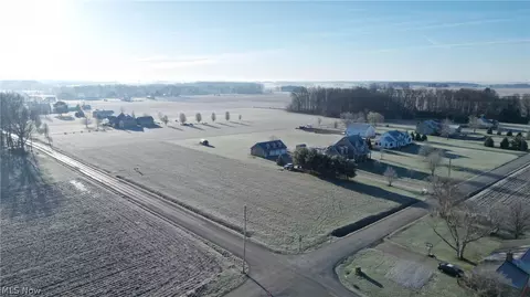 Hoffman Road, Wooster, OH 44691