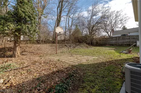 Exterior - 23 Wayne Ave, Akron, OH 44301 photo 2 of 3