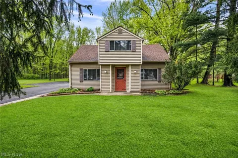 5026 Lear Nagle Rd, North Ridgeville, OH 44039