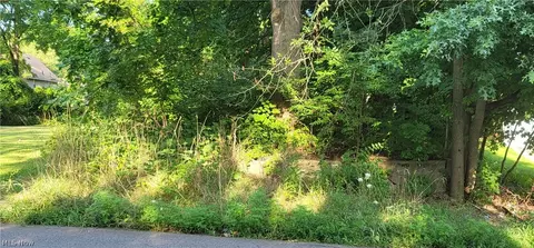 Garfield Street, Akron, OH 44310