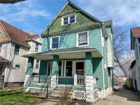 3344 Woodbridge Ave, Cleveland, OH 44109
