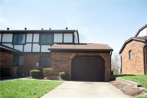 5069 Beckenham Ct, Columbus, OH 43230