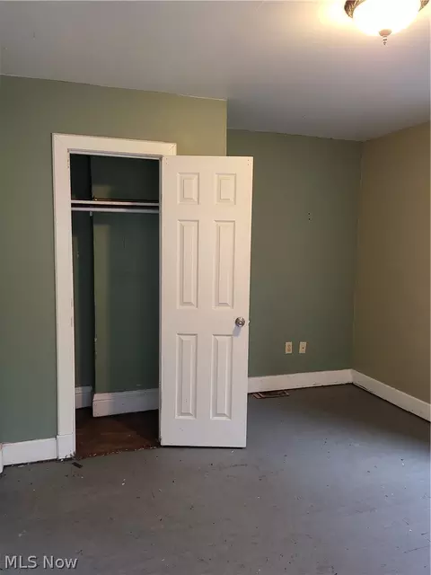 Bedroom - 5566 State Route 152, Dillonvale, OH 43917 photo 2 of 4