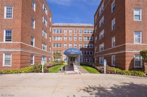 19015 Van Aken Blvd #406, Shaker Heights, OH 44122