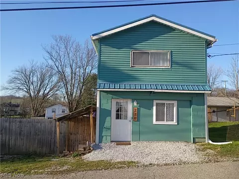 220 Market St, Belmont, OH 43718