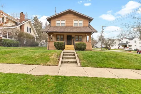 968 Stadelman Ave, Akron, OH 44320