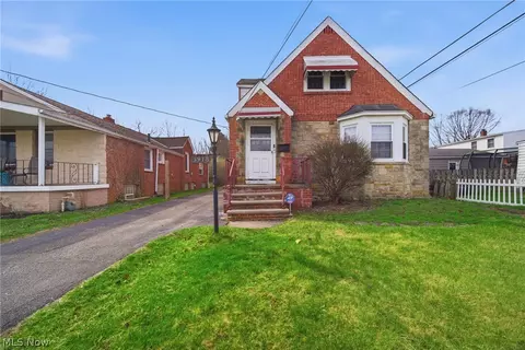 5918 Maplewood Rd, Mayfield Heights, OH 44124