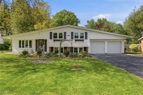 74 Melrose Dr, Painesville, OH 44077