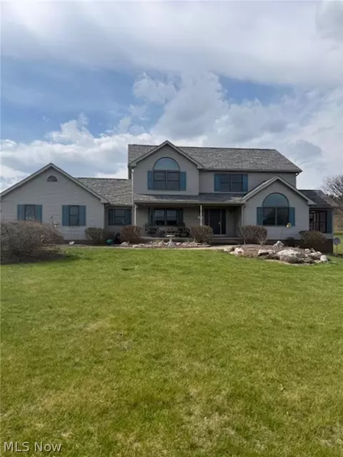 2285 Thoroughbred Dr, Wadsworth, OH 44281