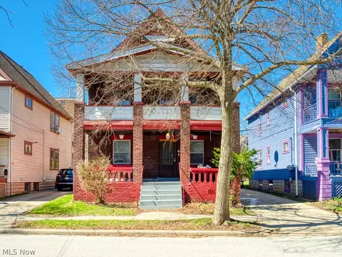 1622 Winchester Ave, Lakewood, OH 44107