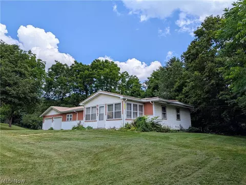 45804 Yeager Dr, East Liverpool, OH 43920
