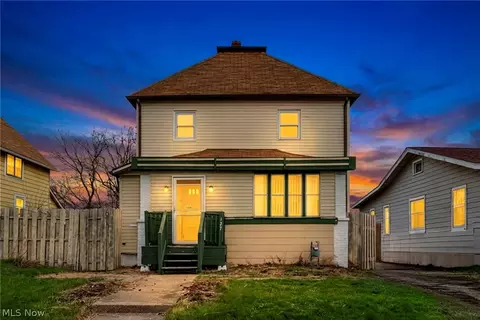 127 E 35th St, Lorain, OH 44055