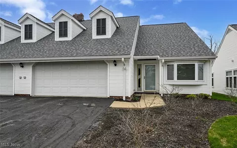 5780 Emerald Ridge Pkwy, Solon, OH 44139