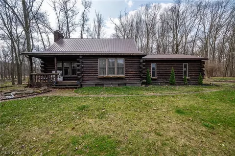 17917 Ellsworth Rd, Lake Milton, OH 44429