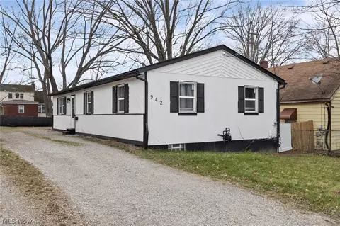 942 Winton Ave, Akron, OH 44320