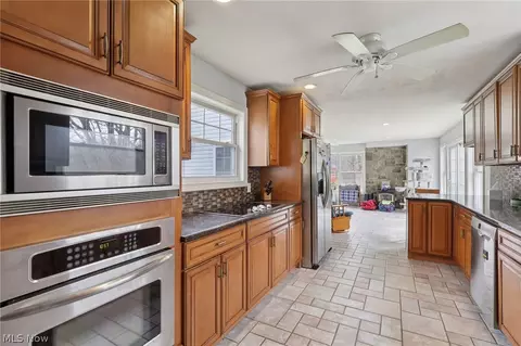 9877 Cutts Rd, Chardon, OH 44024 photo 9