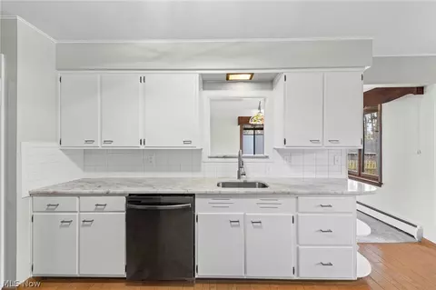 6208 Dora Blvd, Independence, OH 44131 photo 10