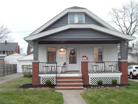 1718 Cook Ave, Cleveland, OH 44109
