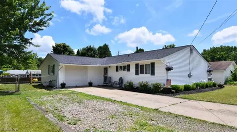 10270 Wellington Rd, Streetsboro, OH 44241