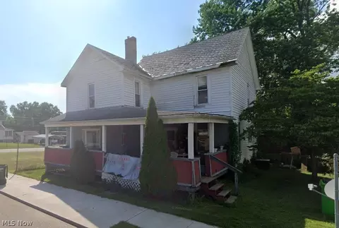 205 Mccrea Ave, Dennison, OH 44621 photo 3