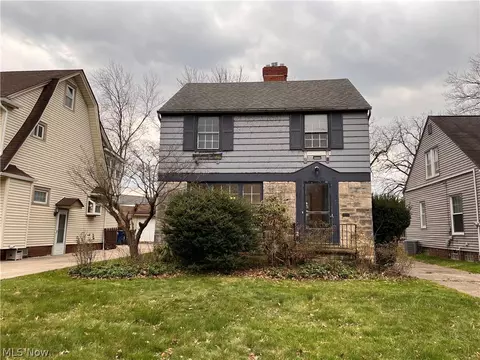3752 Lowell Rd, Cleveland Heights, OH 44121