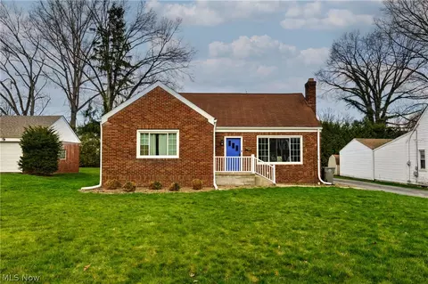 3539 Kiowa Dr, Youngstown, OH 44511