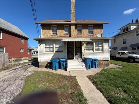 Exterior - 2228 E 30th St, Lorain, OH 44055 photo 3 of 3