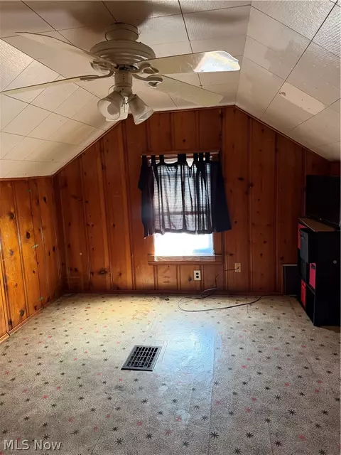 Bedroom - 2228 E 30th St, Lorain, OH 44055 photo 1 of 3
