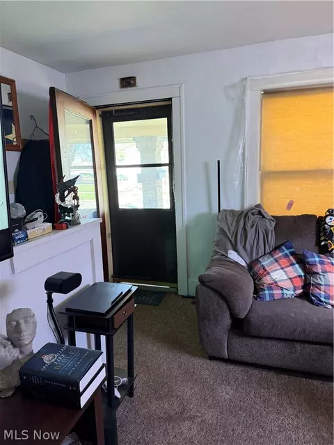 Entry Way - 2228 E 30th St, Lorain, OH 44055 photo 1 of 4
