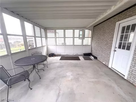 511 Edison St, Struthers, OH 44471 photo 34
