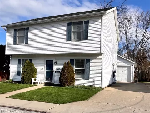 409 King St, Fairport Harbor, OH 44077