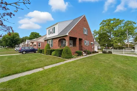 1811 E 30th St, Ashtabula, OH 44004