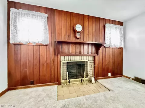 Living - 175 3rd St, Lowell, OH 45744 photo 2 of 5