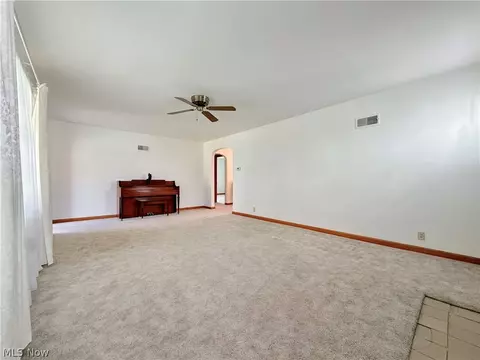 Living - 175 3rd St, Lowell, OH 45744 photo 3 of 5