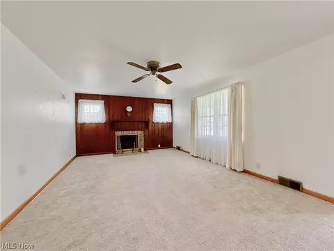 Living - 175 3rd St, Lowell, OH 45744 photo 1 of 5