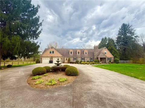 1533 N Pleasants Hwy, Saint Marys, WV 26170