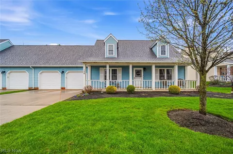 154 Nantucket Cir, Painesville, OH 44077