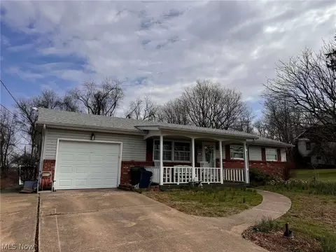 188 Williams Blvd, Wintersville, OH 43953