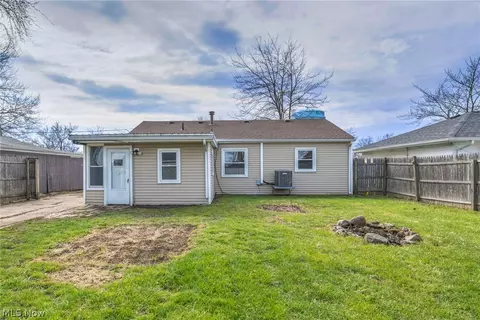 604 Bell Ave, Elyria, OH 44035 photo 31