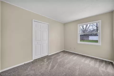 604 Bell Ave, Elyria, OH 44035 photo 20