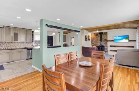 Dining - 251 E Mohawk Dr, Malvern, OH 44644 photo 2 of 2