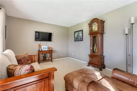 3217 Creekside Dr, Norton, OH 44203 photo 7