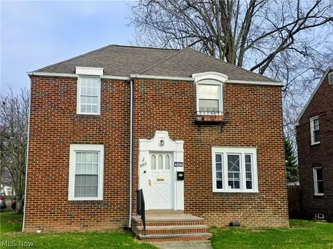 563 E 260th St, Euclid, OH 44132