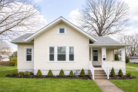 2391 27th St SW, Akron, OH 44314